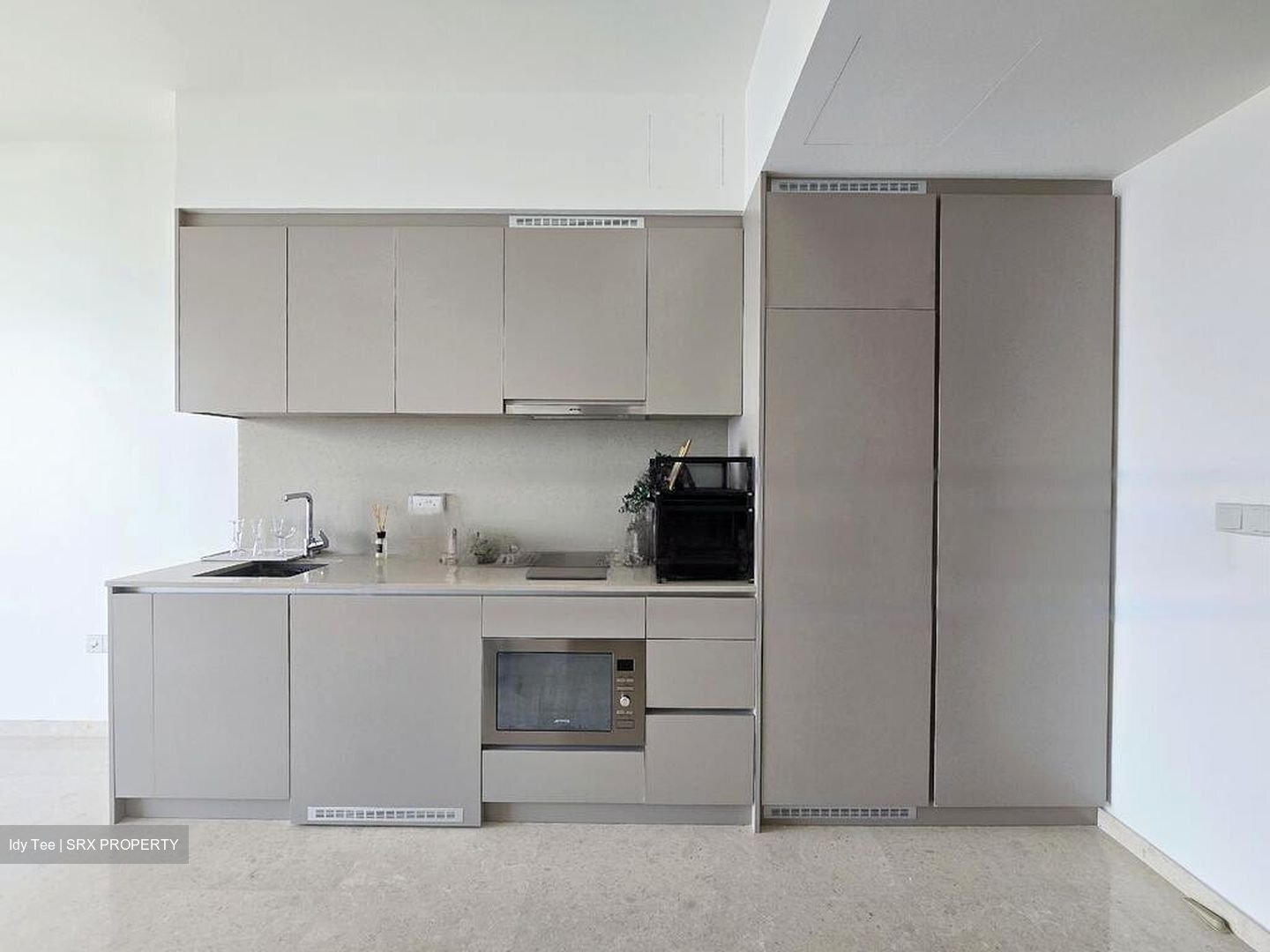 Seaside Residences (D15), Apartment #457306591